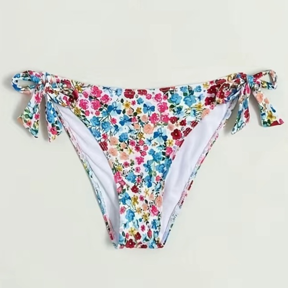 NWOT - Women’s Cute Floral Print Tie Side Stretchy Bikini Bottom (Floral Print)